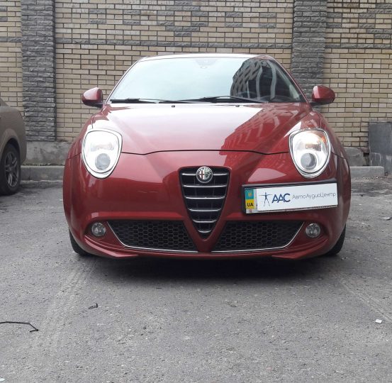 alfa-romeo-mito-2014-zamena-shtatnoj-magnitoly