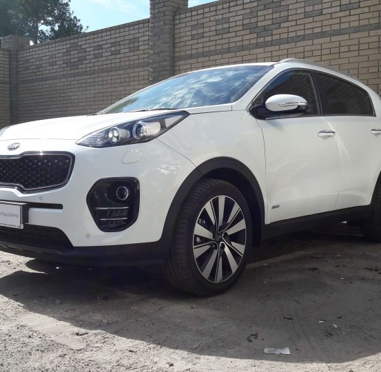 kia-sportage-2016-zashhita-ot-ugona-na-baze-starline-a63-chastichnaya-shumoizolyaciya-1