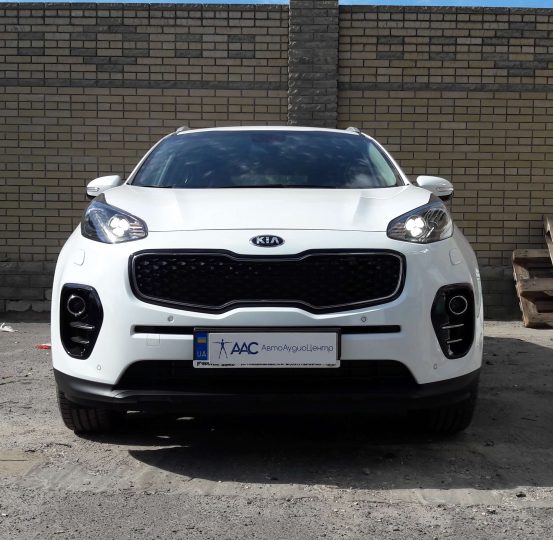 kia-sportage-2016-zashhita-ot-ugona-na-baze-starline-a63-chastichnaya-shumoizolyaciya