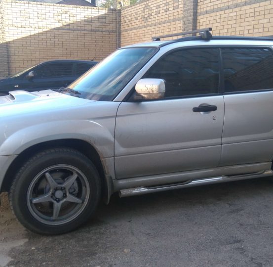 subaru-forester-2006-zvukovoj-apgrejd-2